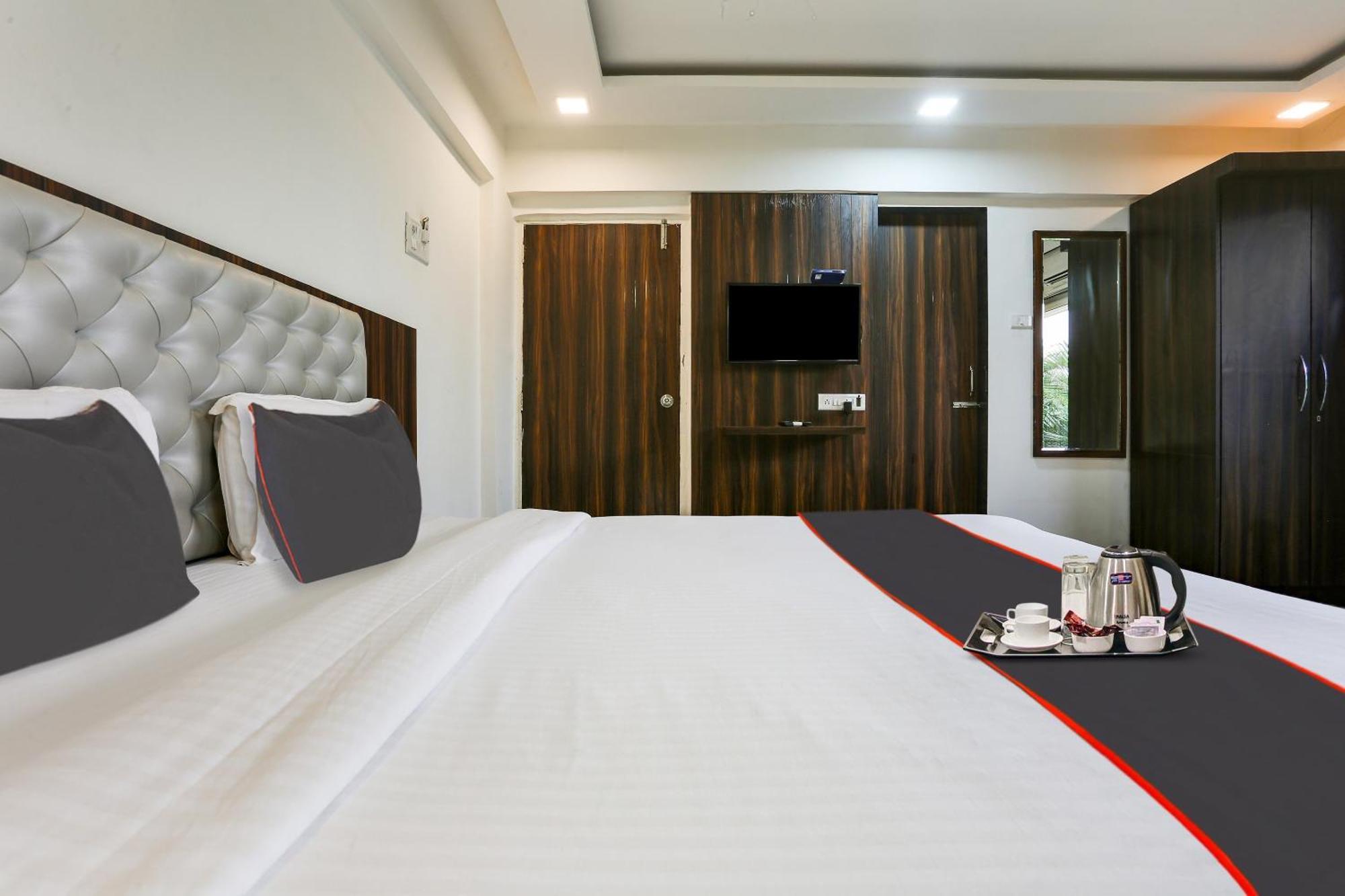 מומביי Capital O Arsh Executive Inn מראה חיצוני תמונה